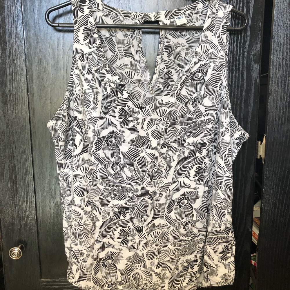 Old navy top